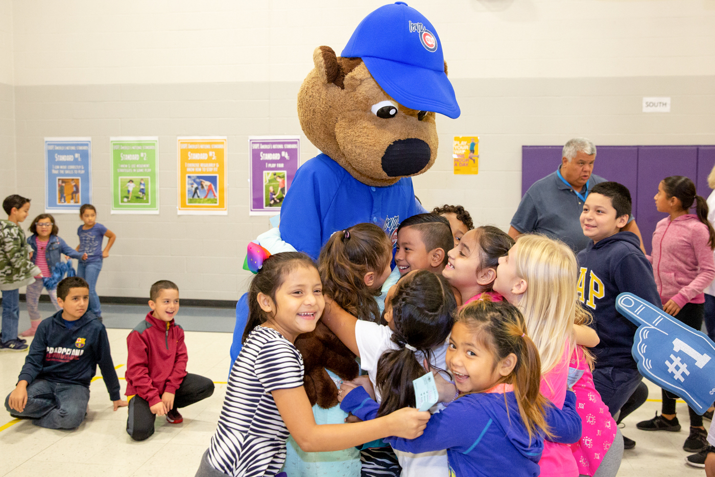 Iowa Cubs, McKinley Eagles Team Up for Reading Challenge - Des Moines  Public Schools